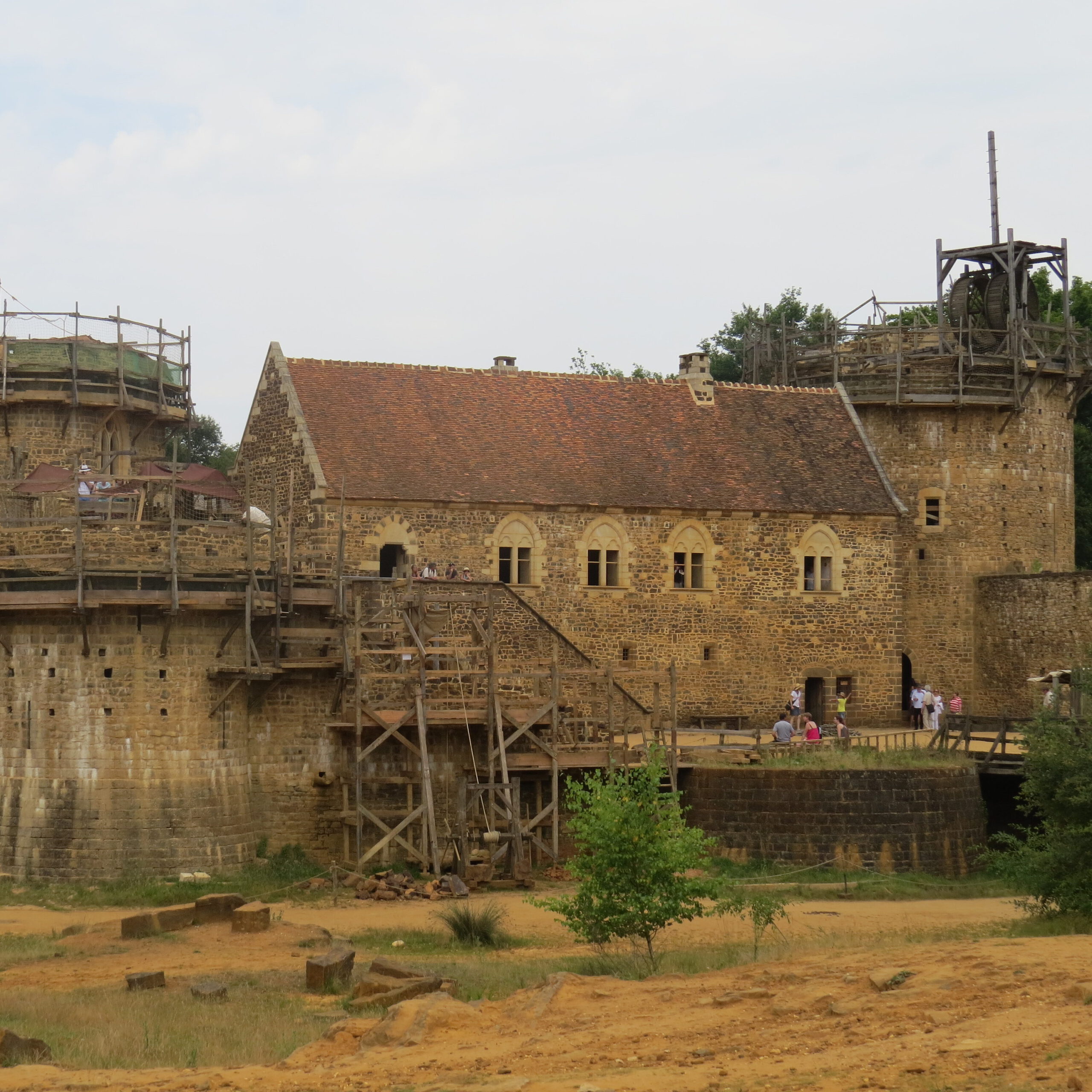 LA CONSTRUCTION D'UN CHATEAU FORT : GUEDELON